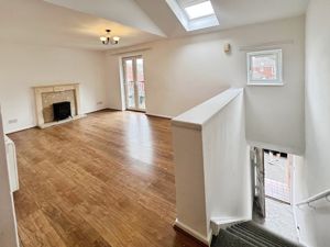 Living room- click for photo gallery